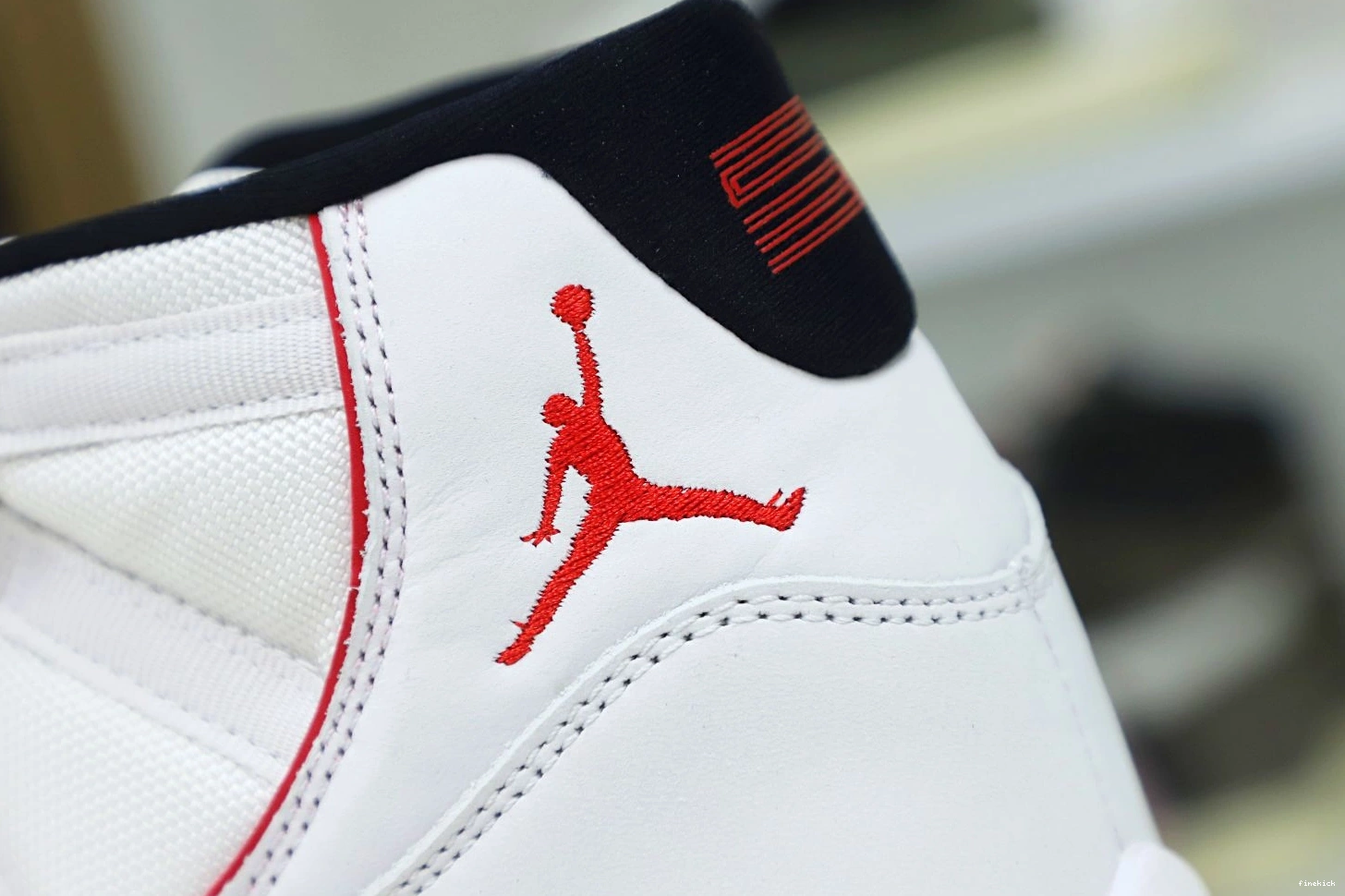 XI TINT JORDAN AIR RETRO PLATINUM 11 0113